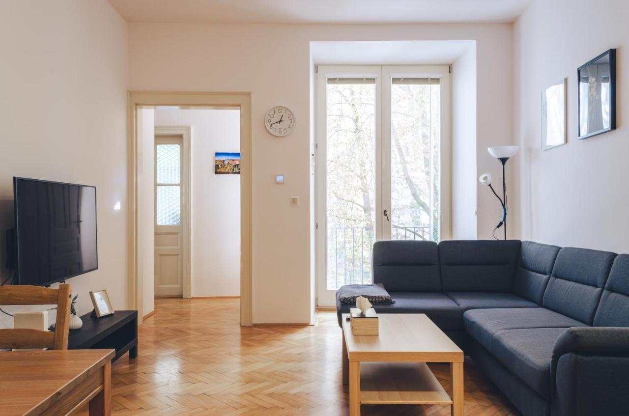 Oltec Apartment Brno Buitenkant foto