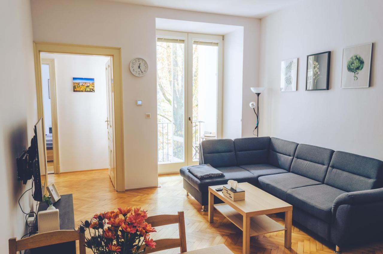 Oltec Apartment Brno Buitenkant foto